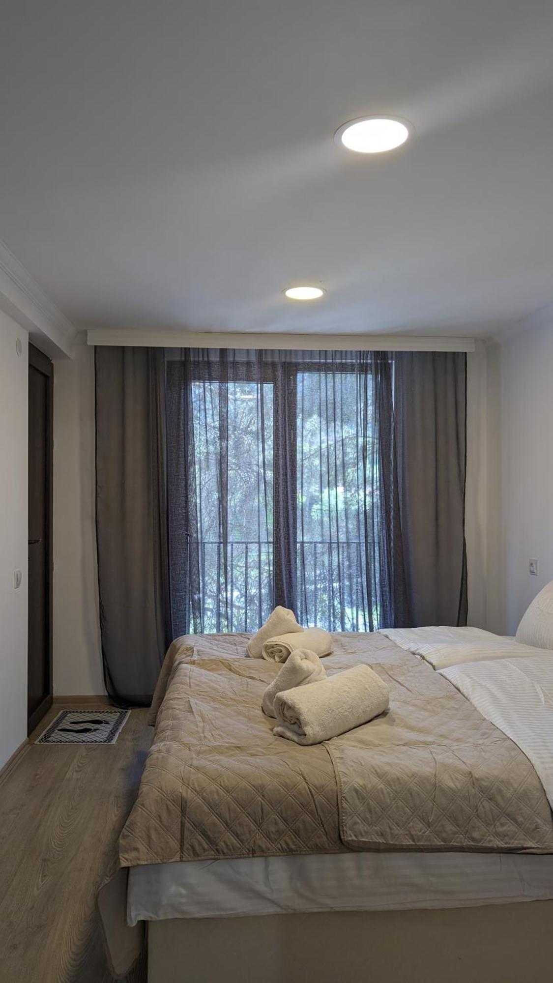 Shara Hotel Mestia Eksteriør bilde